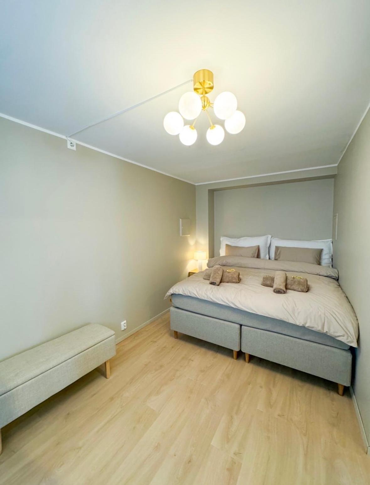 Leilighet I Bergens Vakreste Gate - Nydelig Utsikt Over Innseilingen Til Bergen! Extérieur photo